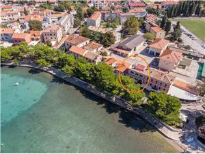Apartments Stanislava Istria, Size 60.00 m2, Airline distance to the sea 50 m