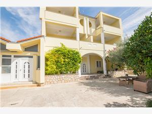 Lägenheter Only For Family Norra Dalmatien öar, Storlek 20,00 m2, Luftavstånd till havet 50 m