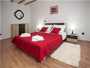 Appartement Split en Trogir Riviera,Reserveren  Kaleta Vanaf 79 €