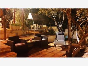 Accommodatie met zwembad Midden Dalmatische eilanden,Reserveren  Oliva Vanaf 178 €