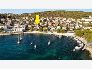 Ferienwohnung Sunset Riviera von Split und Trogir, Größe 90,00 m2, Luftlinie bis zum Meer 10 m
