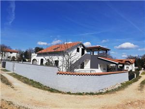 Apartma Zelena Istra,Rezerviraj  Kevin Od 87 €
