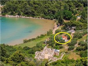 Kamena kuća Srednjodalmatinski otoci,Rezerviraj  Ivica Od 136 €