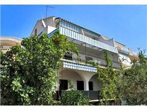 Apartmány Bee Maja Split a riviéra Trogir, Prostor 70,00 m2, Vzdušní vzdálenost od moře 100 m