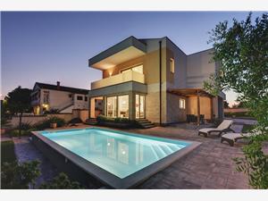 Villa White Fazana, Storlek 200,00 m2, Privat boende med pool