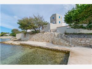 Boende vid strandkanten Norra Dalmatien öar,Boka  House Från 3418 SEK
