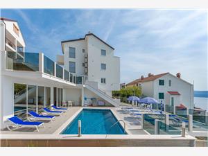 Accommodation with pool Split and Trogir riviera,Book  Kraljevic From 114 €