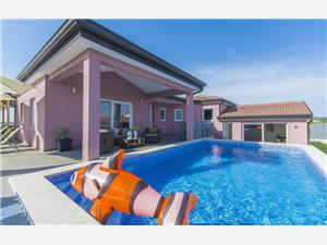 Hébergement avec piscine L’Istrie bleue,Réservez  Elorea De 261 €