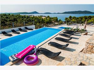 Privat boende med pool Zadars Riviera,Boka  2 Från 2399 SEK