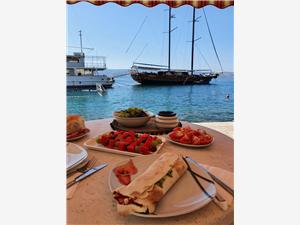 Beachfront accommodation Split and Trogir riviera,Book  Anita From 85 €