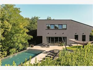 Villa L