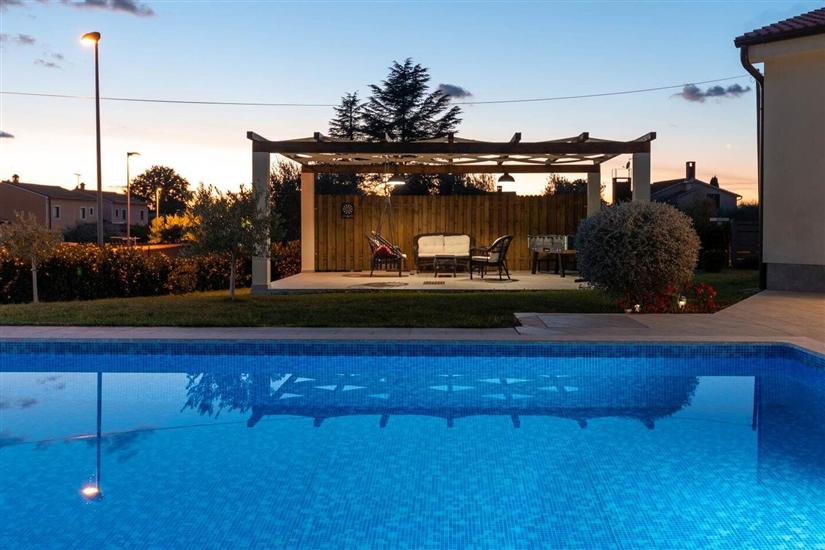 House K1, for 8 persons