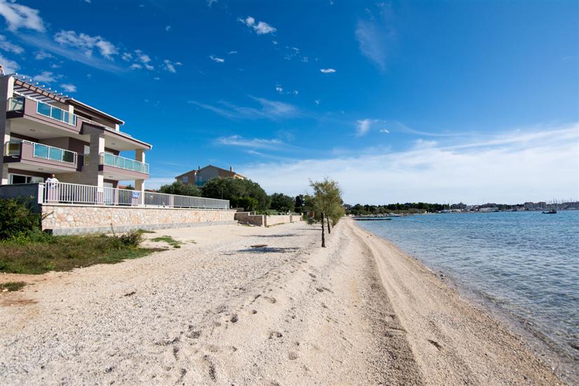 Apartmani Villa Marija II on the beach
