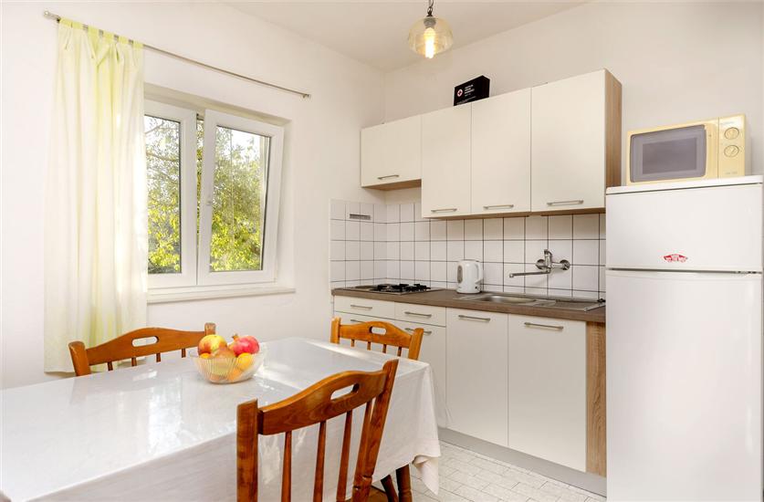Apartment A1, for 5 persons