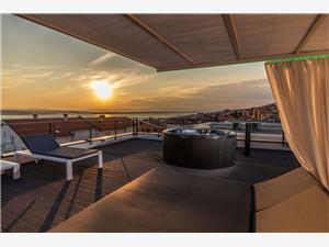 Vila LUXURY MAGICA Crikvenica, Prostor 174,00 m2, Soukromé ubytování s bazénem