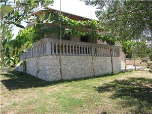 Remote cottage North Dalmatian islands,Book  Marta From 157 €