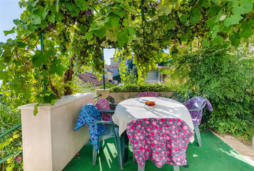 Apartman A2, na 5 osebe