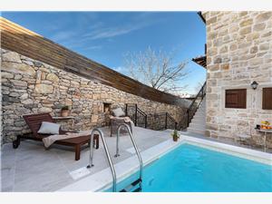 Villa Calandra Zadar Riviera, Steinhaus, Größe 200,00 m2, Privatunterkunft mit Pool