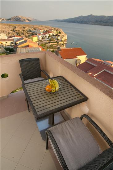 Apartment A2, for 3 persons