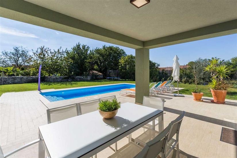 House K1, for 8 persons