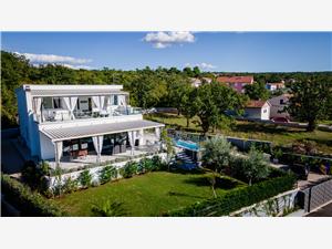 Holiday homes Kvarners islands,Book  Leones From 514 €