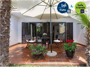 Holiday homes Green Istria,Book  Suzana From 33 €