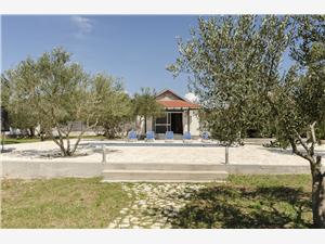 Haus Hacienda Tribunj, Haus in Alleinlage, Größe 60,00 m2, Privatunterkunft mit Pool