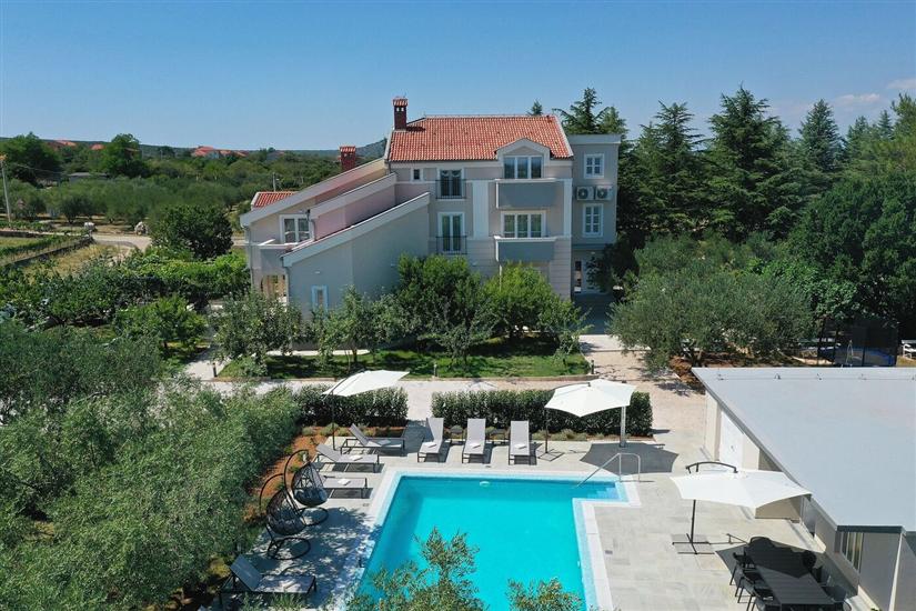 Villa Adrian