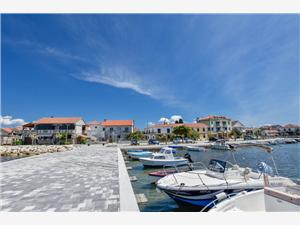 Lägenhet Danica Sukosan (Zadar), Storlek 120,00 m2, Luftavstånd till havet 10 m, Luftavståndet till centrum 50 m