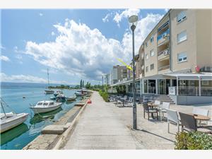 Beachfront accommodation Split and Trogir riviera,Book  Cetina From 82 €