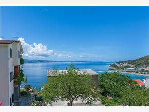 Apartmaji Jasna Omis, Kvadratura 55,00 m2, Oddaljenost od centra 700 m