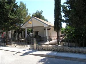 Apartmá Kvarnerské ostrovy,Rezervuj  DAMIJAN Od 2627 kč