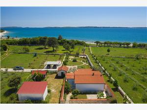 Dovolenkové domy Modrá Istria,Rezervujte  Emily Od 282 €