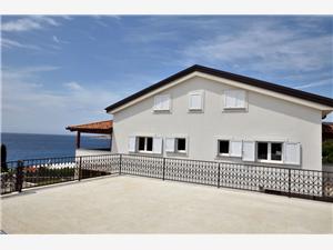 Apartamenty Villa Sofia Martinscica - wyspa Cres, Powierzchnia 110,00 m2, Odległość do morze mierzona drogą powietrzną wynosi 100 m