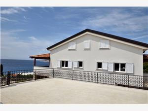 Апартаменты Villa Sofia Martinscica - ostrov Cres, квадратура 110,00 m2, Воздуха удалённость от моря 100 m