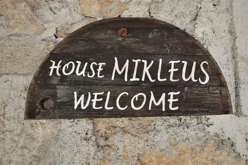 House Mikleus