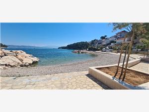 Appartement Midden Dalmatische eilanden,Reserveren view Vanaf 100 €