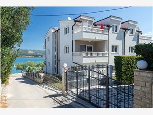 Appartamento Riviera di Spalato e Trogir (Traù),Prenoti  Tokić Da 66 €