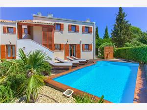 Accommodation with pool Kvarners islands,Book  Vito From 357 €