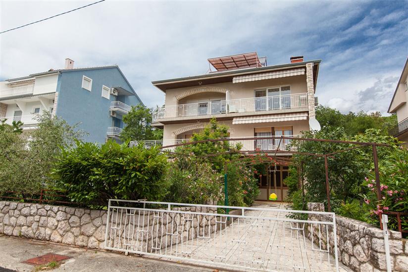 Apartments Lucija 63111 Dramalj (Crikvenica