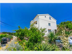 Apartments Iva Rab - island Rab,Book Apartments Iva From 66 €