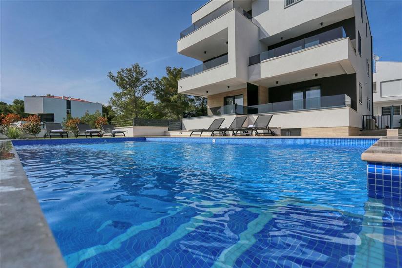 Apartment Sea Breeze