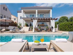 Villa Zadar Riviera,Buchen  Peregrine Ab 428 €