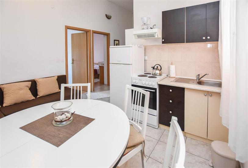 Apartment A2, for 5 persons