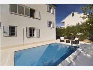 Villa Villa sea view Vinisce, Kwadratuur 220,00 m2, Accommodatie met zwembad, Lucht afstand tot de zee 150 m