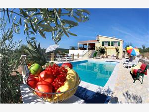 Accommodation with pool Middle Dalmatian islands,Book  T-Rex From 313 €