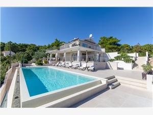 Appartement Midden Dalmatische eilanden,Reserveren  View Vanaf 109 €