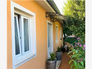 Holiday homes Green Istria,Book  Mima From 153 €