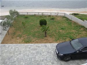 Apartment RudiandMaria Kruševo, Size 50.00 m2, Airline distance to the sea 10 m, Airline distance to town centre 50 m