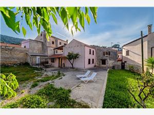 Appartement Alen Veli Losinj - île de Losinj, Superficie 115,00 m2, Distance (vol d'oiseau) jusqu'au centre ville 100 m